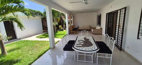 Magnifique villa avec piscine a Ngaparou image 2