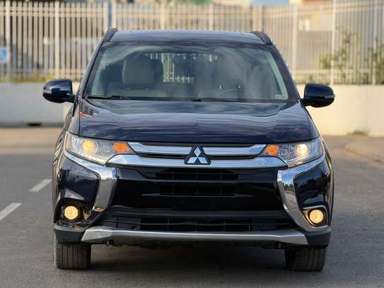Mitsubishi Outlander SEL 7 places 4 cylindres image 2