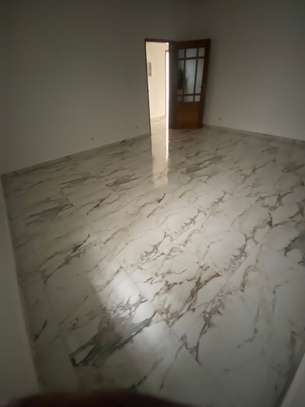 Appartement Maristes en face plazza pool image 4