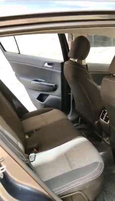 Kia Sportag 2017 Automatic Essence 4 cylinder image 6