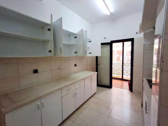 Bel appartement F5 à la cité Ataya image 9