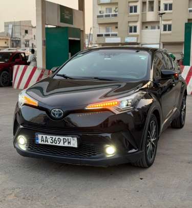 Toyota Chr image 2