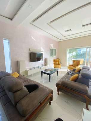 Villa F6 à louer à saly image 6