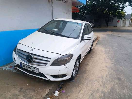 Mercedes-Benz B180 Moteur en Panne image 2