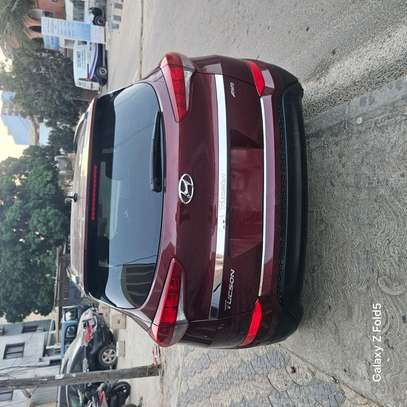 Hyundia tucson édition limutud 2017 image 7