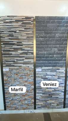 Carrelage mural Marfil Veniez effet pierre naturelle image 3