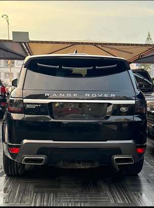 Range RoverSport 2019 image 6