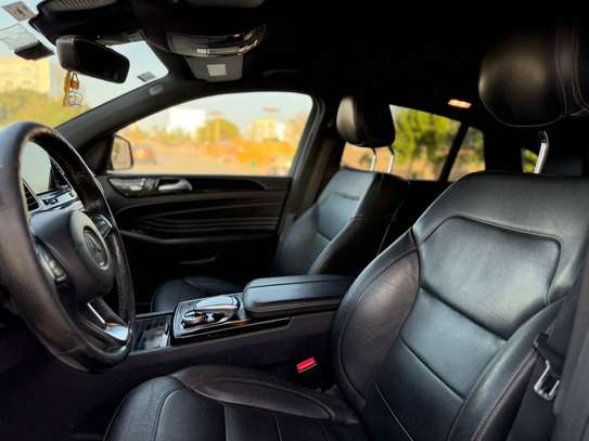 Mercedes gle450 AMG image 10