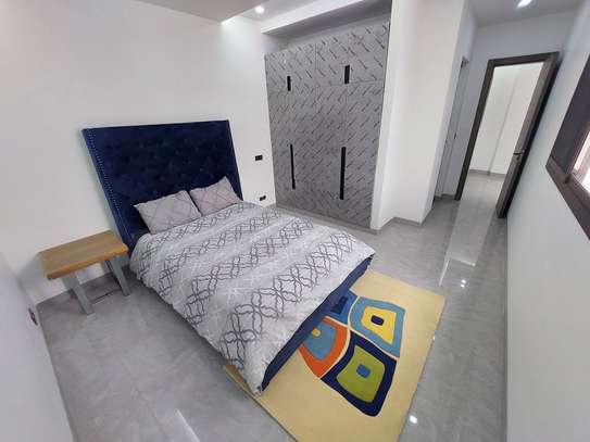 À vendre à Mermoz – Superbe F4 d’angle de 230 m² image 10