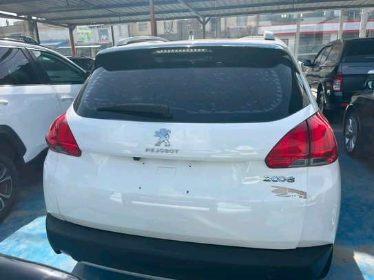 Peugeot 2008 image 4