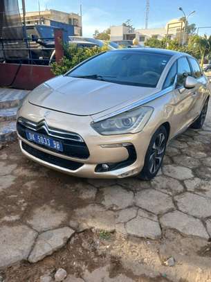 Citroen Ds5 image 2