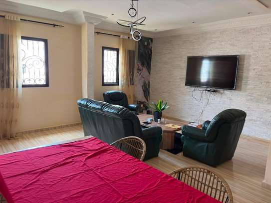 Appartement meublé F2 image 12