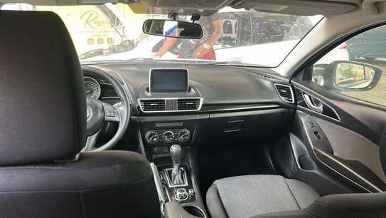 Mazda 3 image 11
