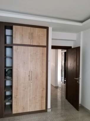 Appartement neuf à Vendre au Point E image 10