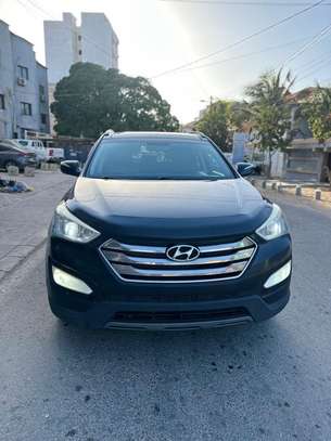 Je vend ma Hyundai santafe 2016 automatique essence image 4