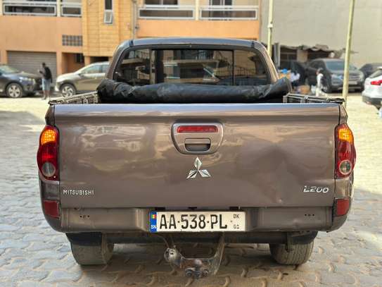 MITSUBISHI L200 2015 image 6