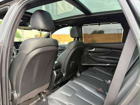 Hyundai Santafe 2022 image 11
