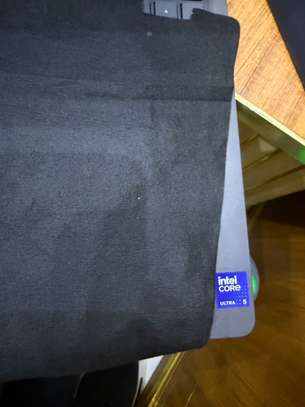 Dell pro 16 ultra 5 image 5
