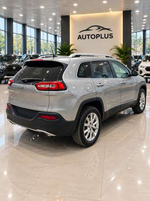 Jeep Cherokee Limited 2017 image 4