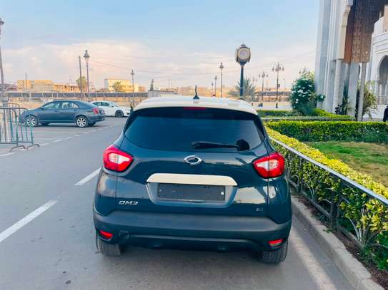 RENAULT QM3 2016 image 7