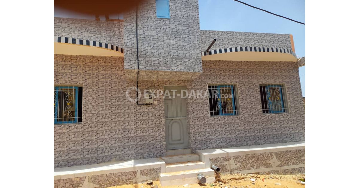 VILLA NEUVE A VENDRE AUX PARCELLES ASSAINIES DE DIAXAAY Keur Massar