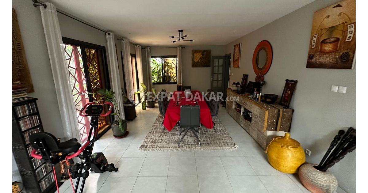 A Vendre Maison au Maristes (300m2) sur Route Commerciale Hann maristes ExpatDakar