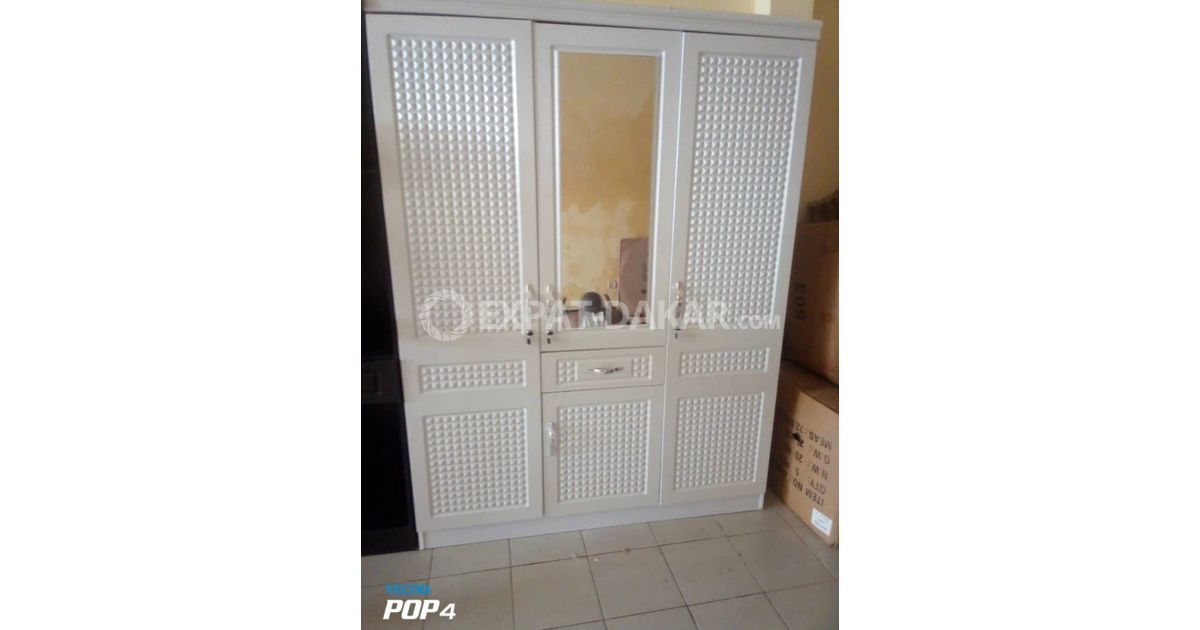 Armoire 3 portes Parcelles Assainies ExpatDakar