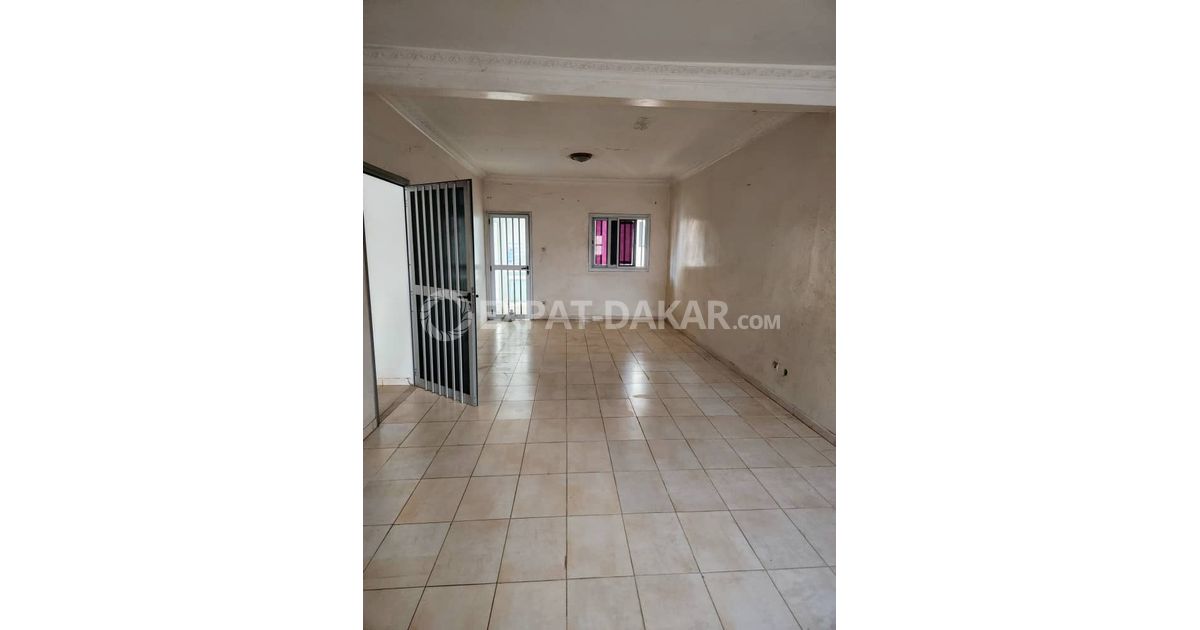 VENTE IMMEUBLE R+2 MARISTES - Hann maristes | Expat-Dakar