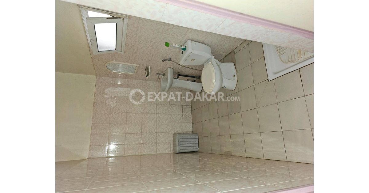 Villa de 200m2 à vendre aux Maristes Hann maristes ExpatDakar