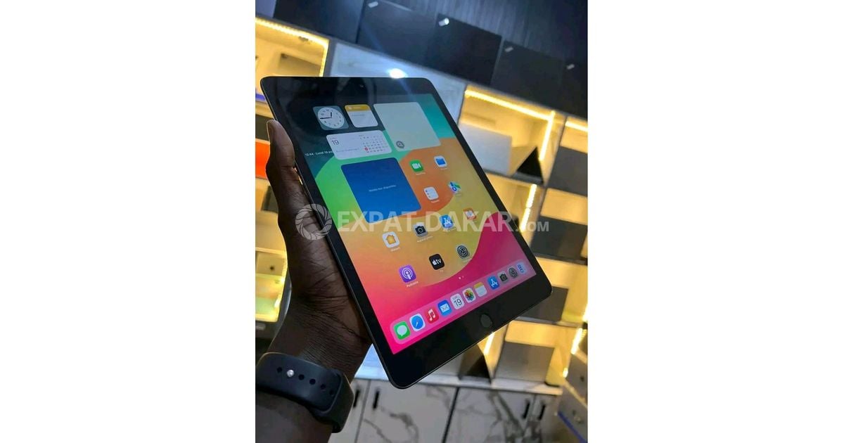 Ipad 9ème Génération 256Gb Neuf (N'a jamais servi) on Gens de Confiance