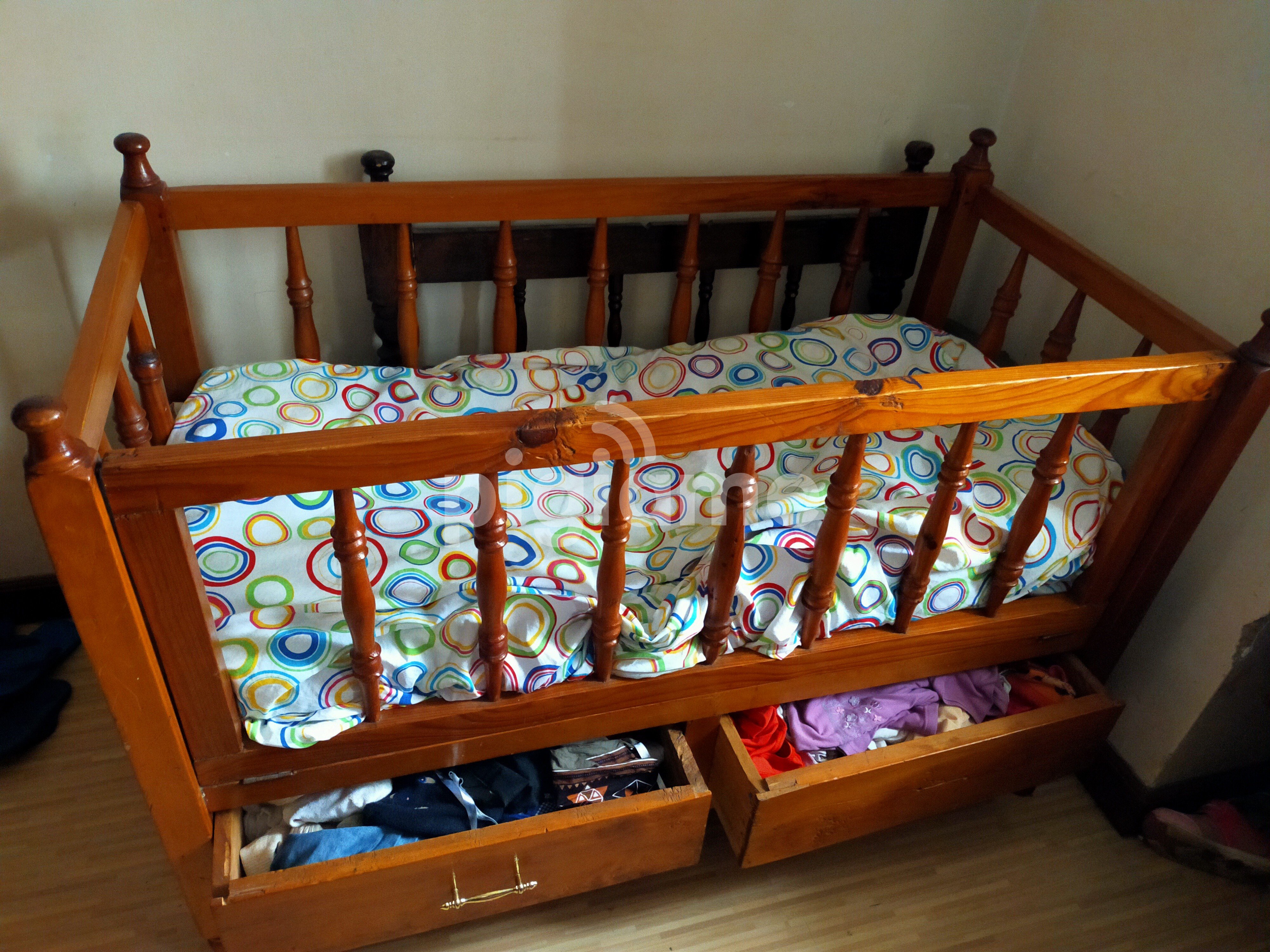 Kids baby cot in Nairobi PigiaMe
