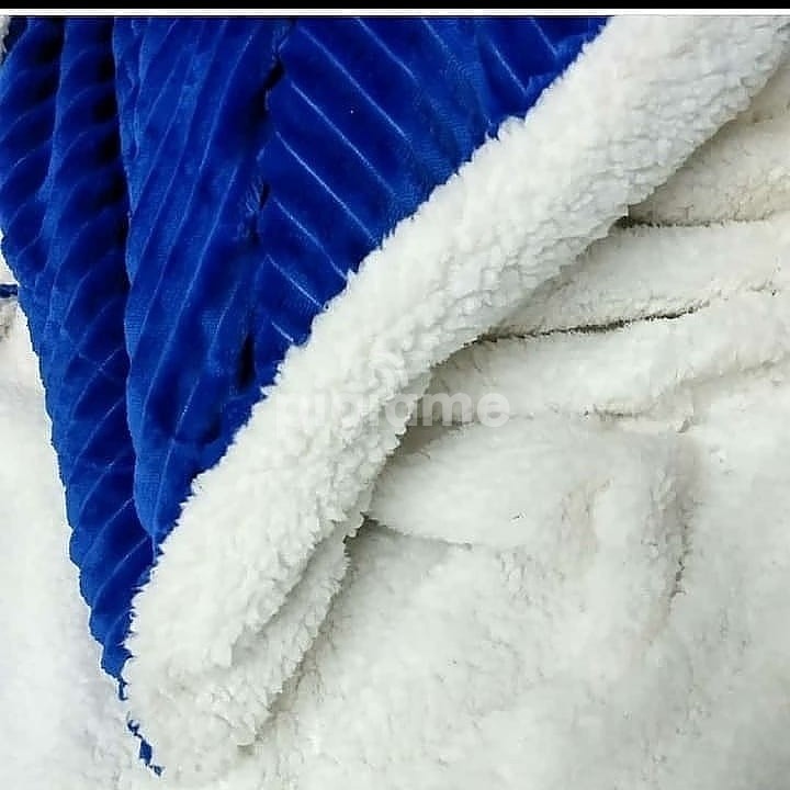 blanket in Nairobi PigiaMe