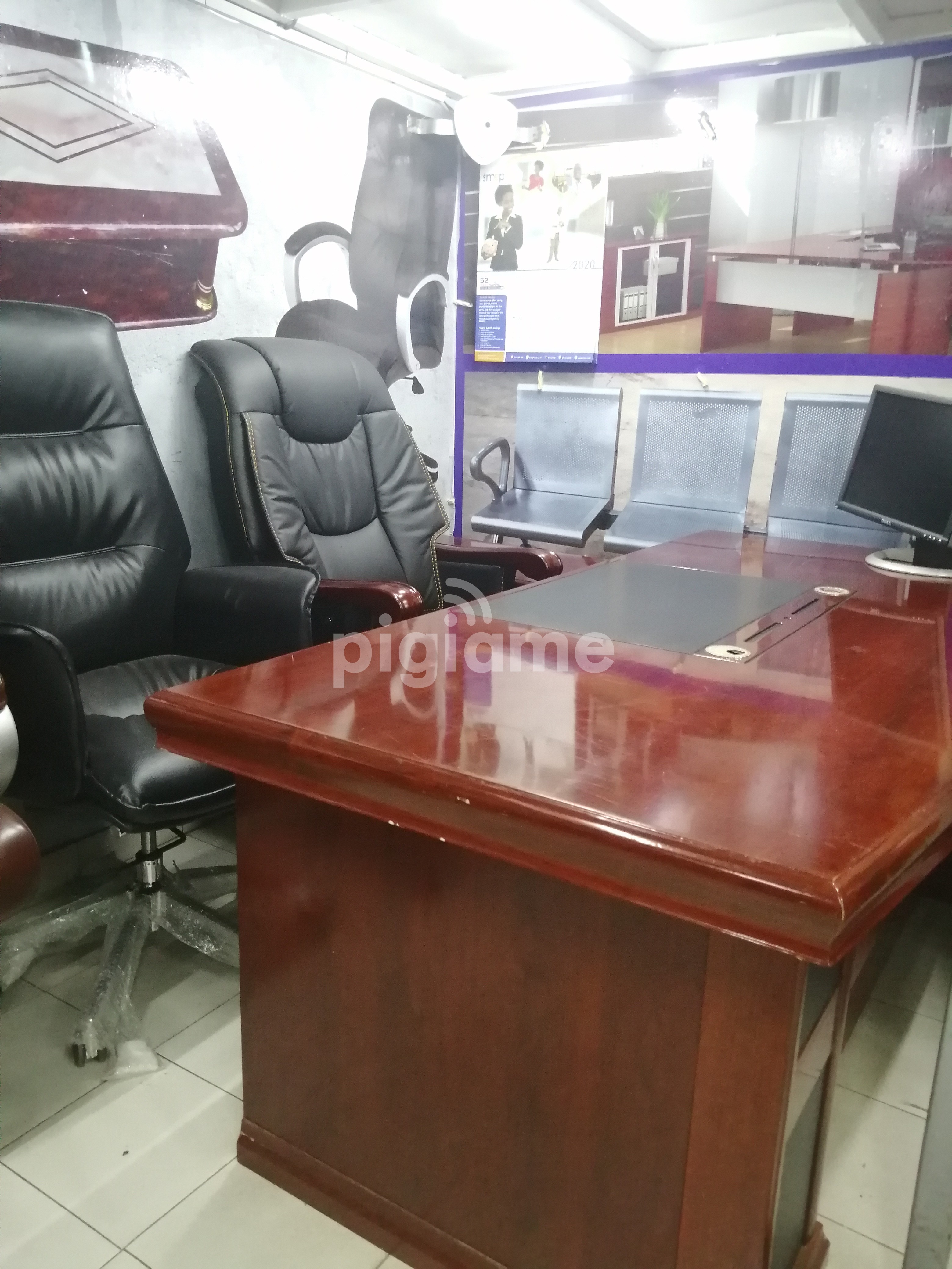 1.6 Executive Office Desk in Nairobi CBD, City Centre | PigiaMe