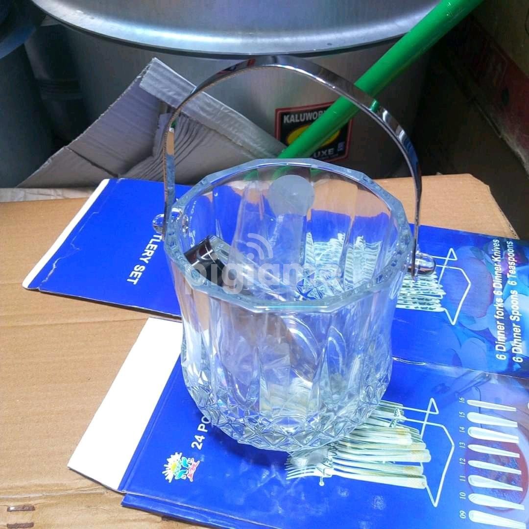 Ice cube bucket/ ice cube holder/bar ice cube holder in Nairobi PigiaMe