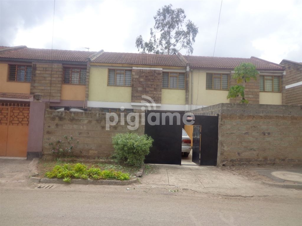 Donholm House, Townhouse in Nairobi PigiaMe