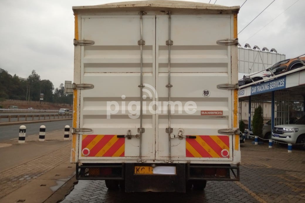 Hino 500 in Nairobi CBD | PigiaMe