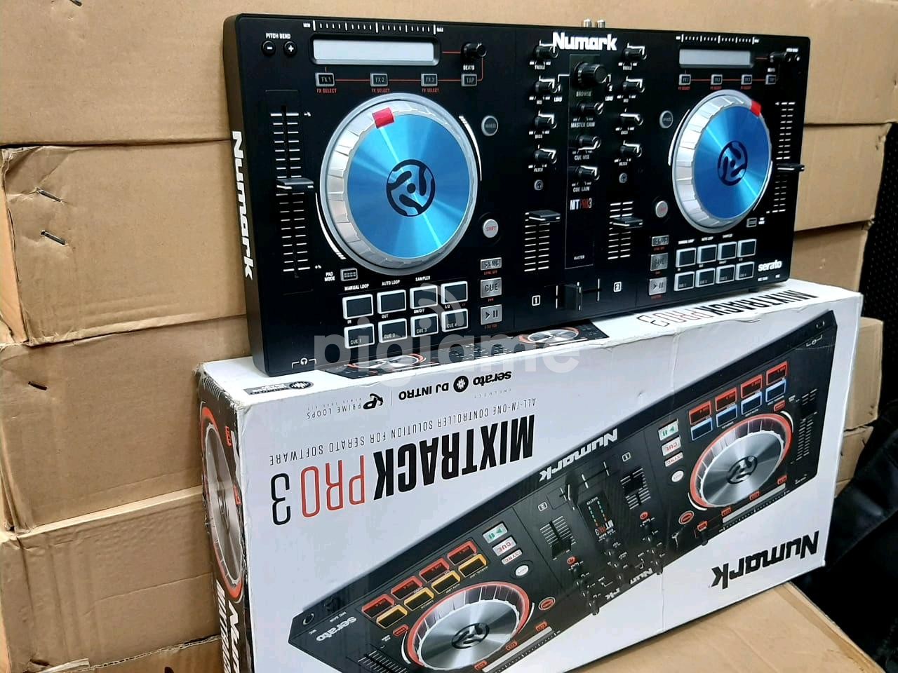 Numark Mixtrack Pro 3 Dj Controller Pigiame Numark Mixtrack Pro 3 Dj Controller Pigiame