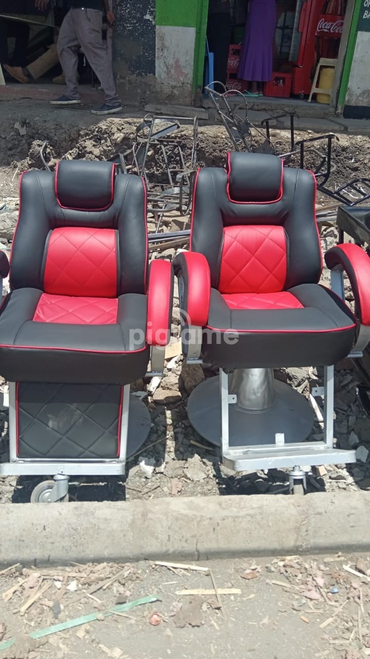 Kinyozi seats in Nairobi PigiaMe