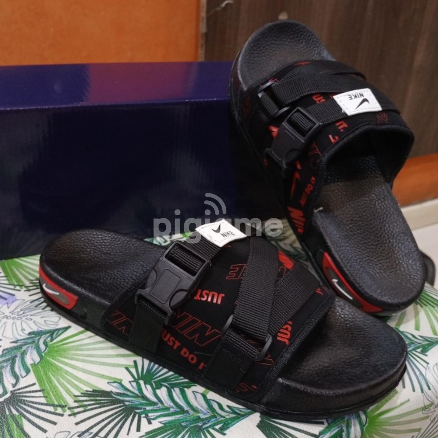 Unisex Slides Nike Utility Just Do It Sandals in Nairobi CBD PigiaMe