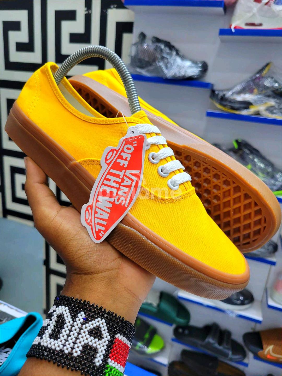 Limited vans authentic store