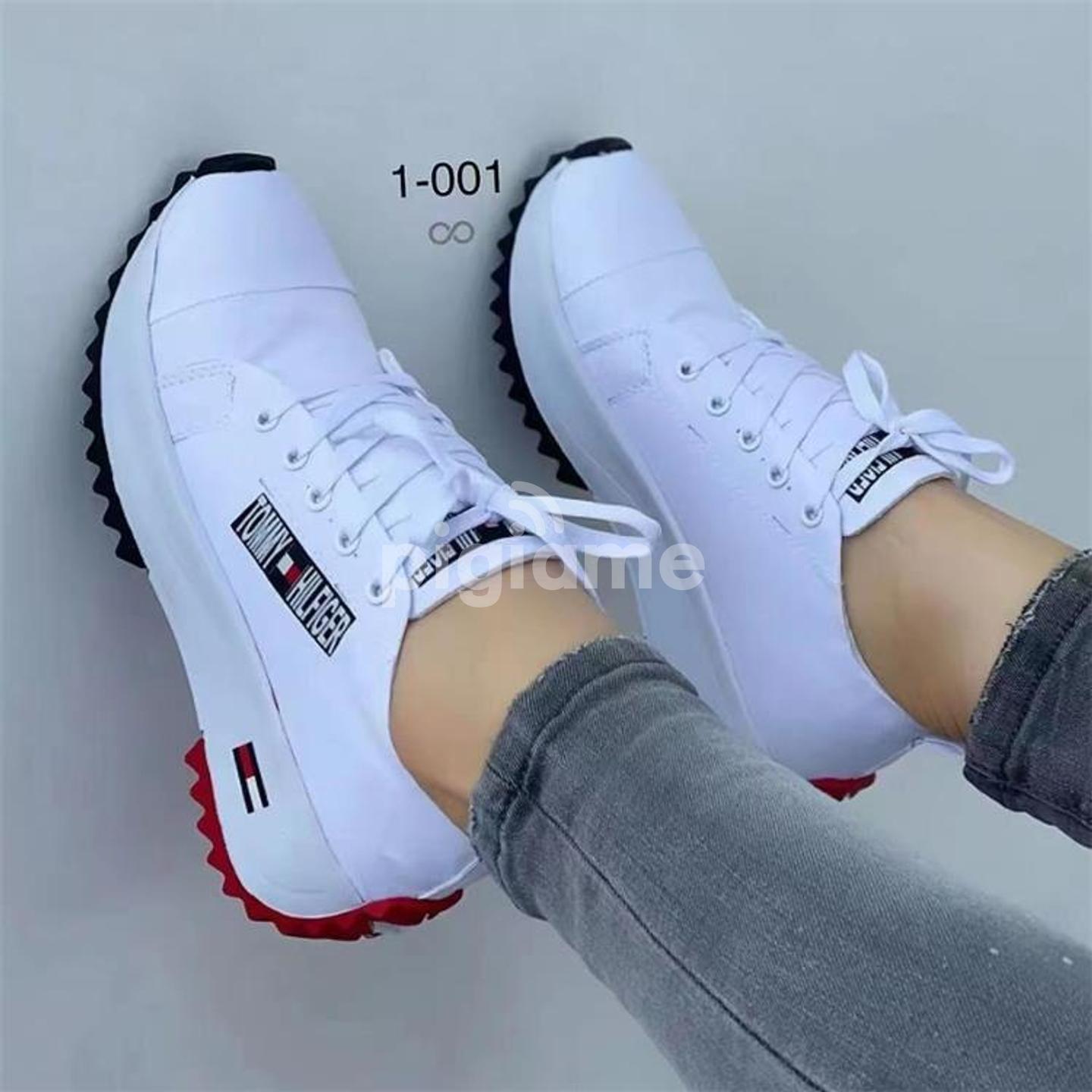 Tommy Hilfiger Sneaker Essential White Men Kenya – M&MFashionWear254