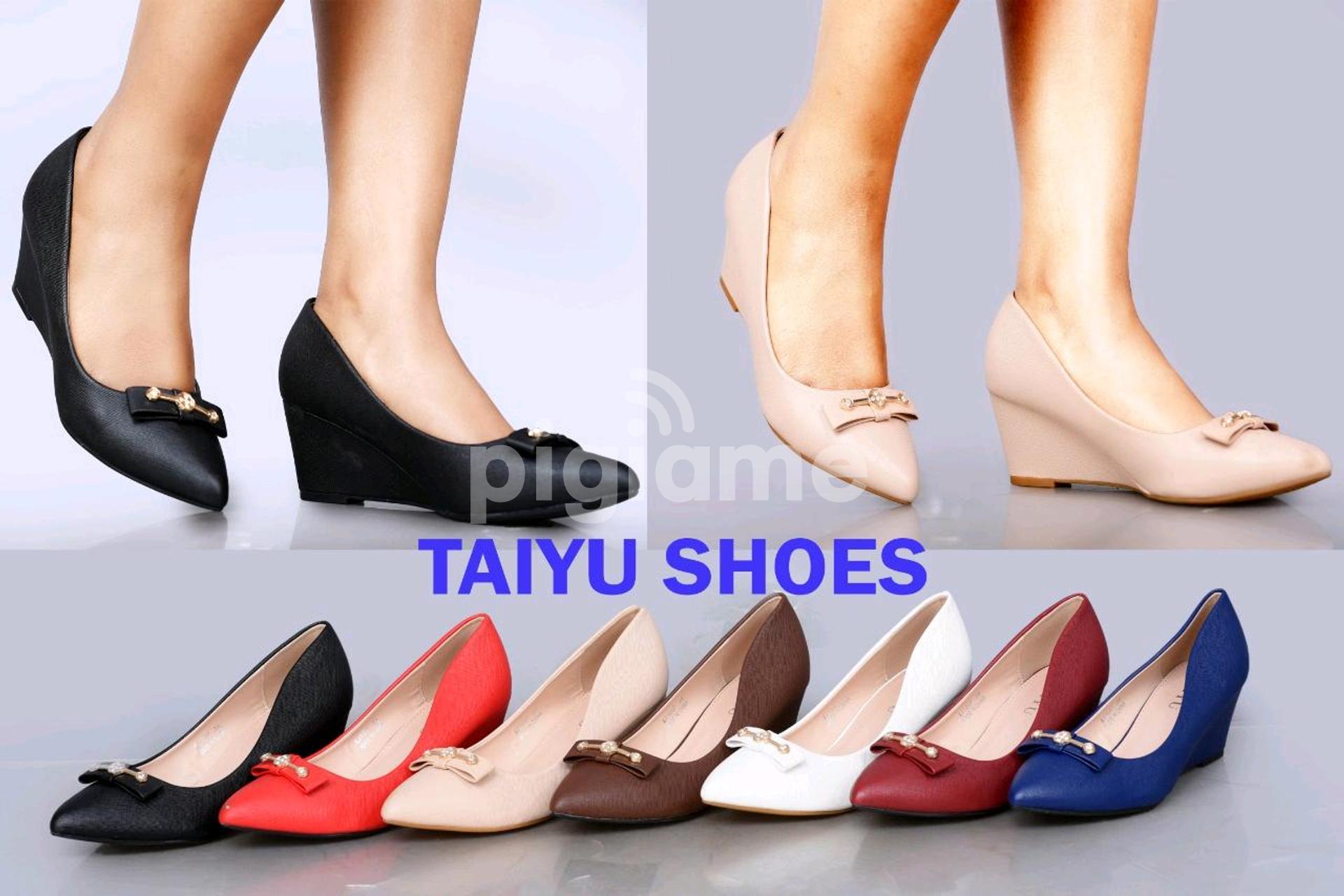 Model wedges terbaru 218 cheap