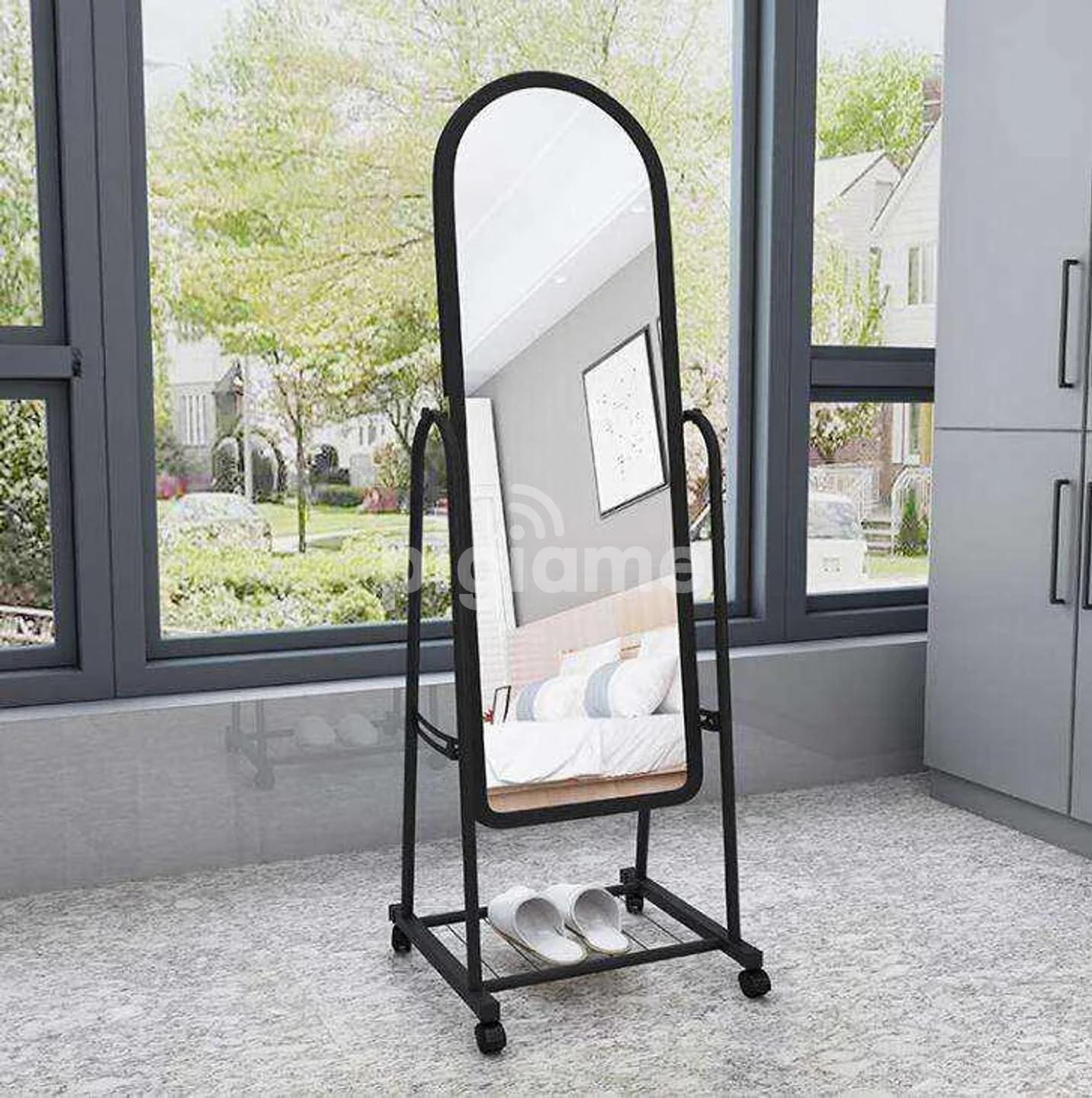 Mirrors in Kenya | PigiaMe