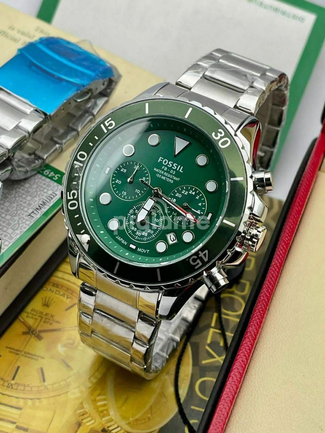 Men's fossil watch green face outlet