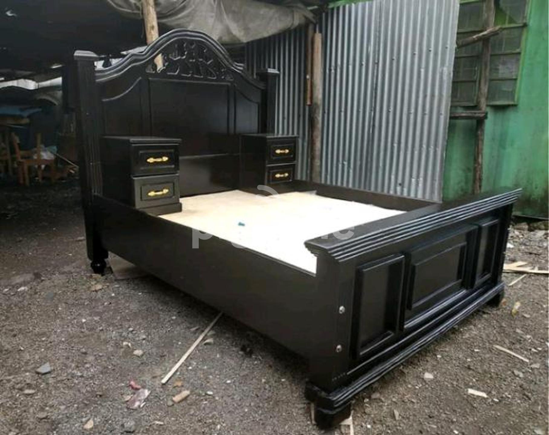 Mahogany Wood Bed in Ngara PigiaMe