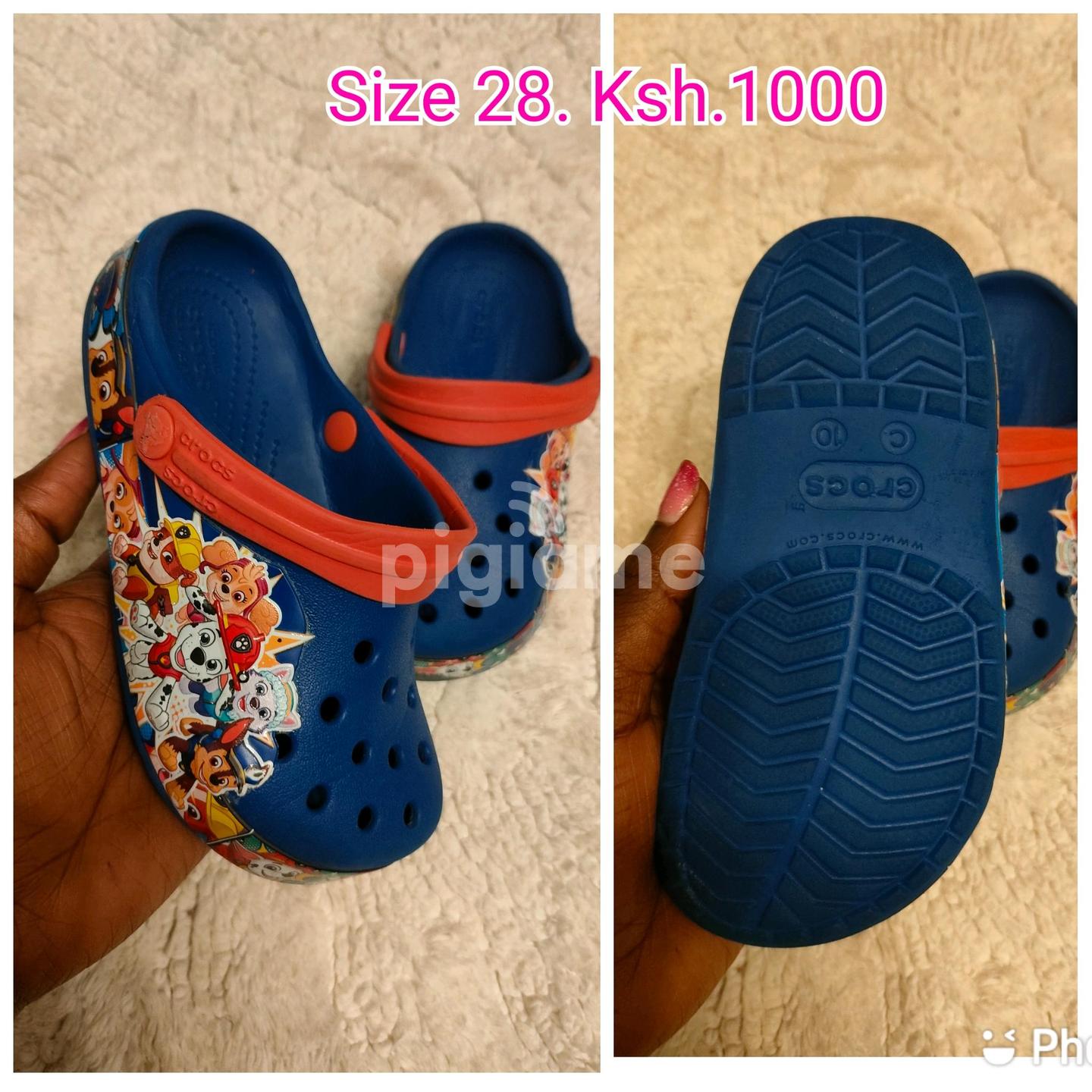 Adult top size crocs