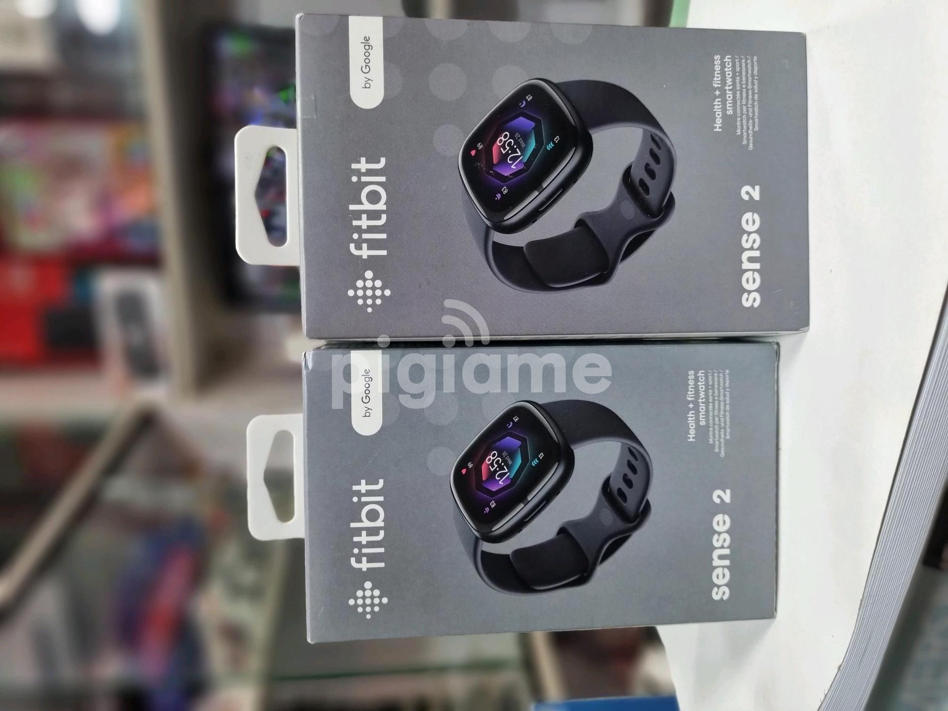 Fitbit Smartwatch per Fitness e Benessere Sense …