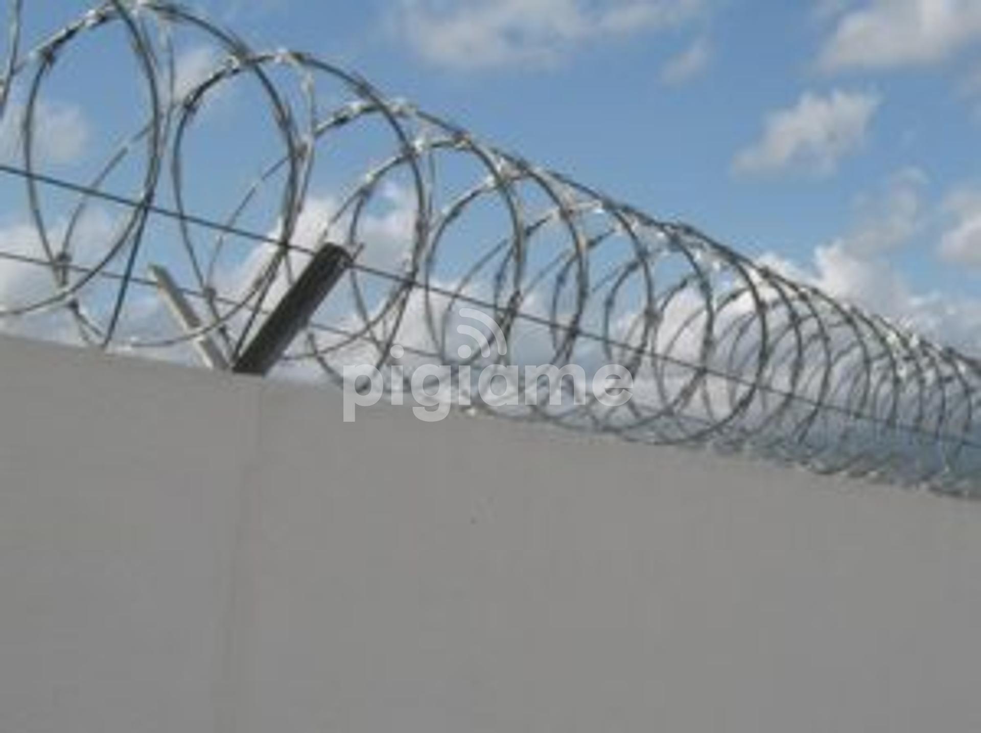 Razor Wire Fencing Installer In Kenya in Nairobi CBD PigiaMe