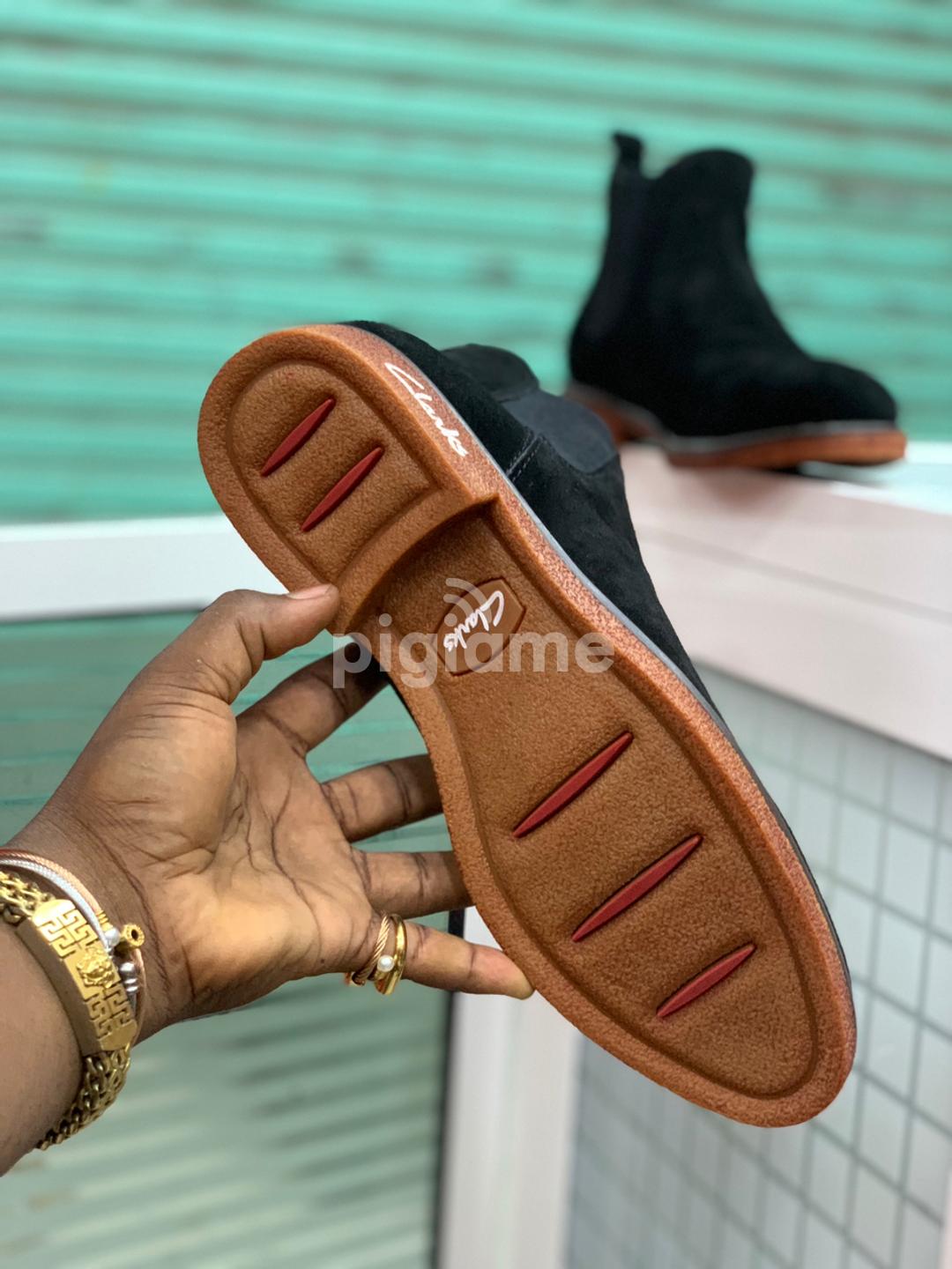 Black Clarks Leather Chelsea Boots Fashion Men