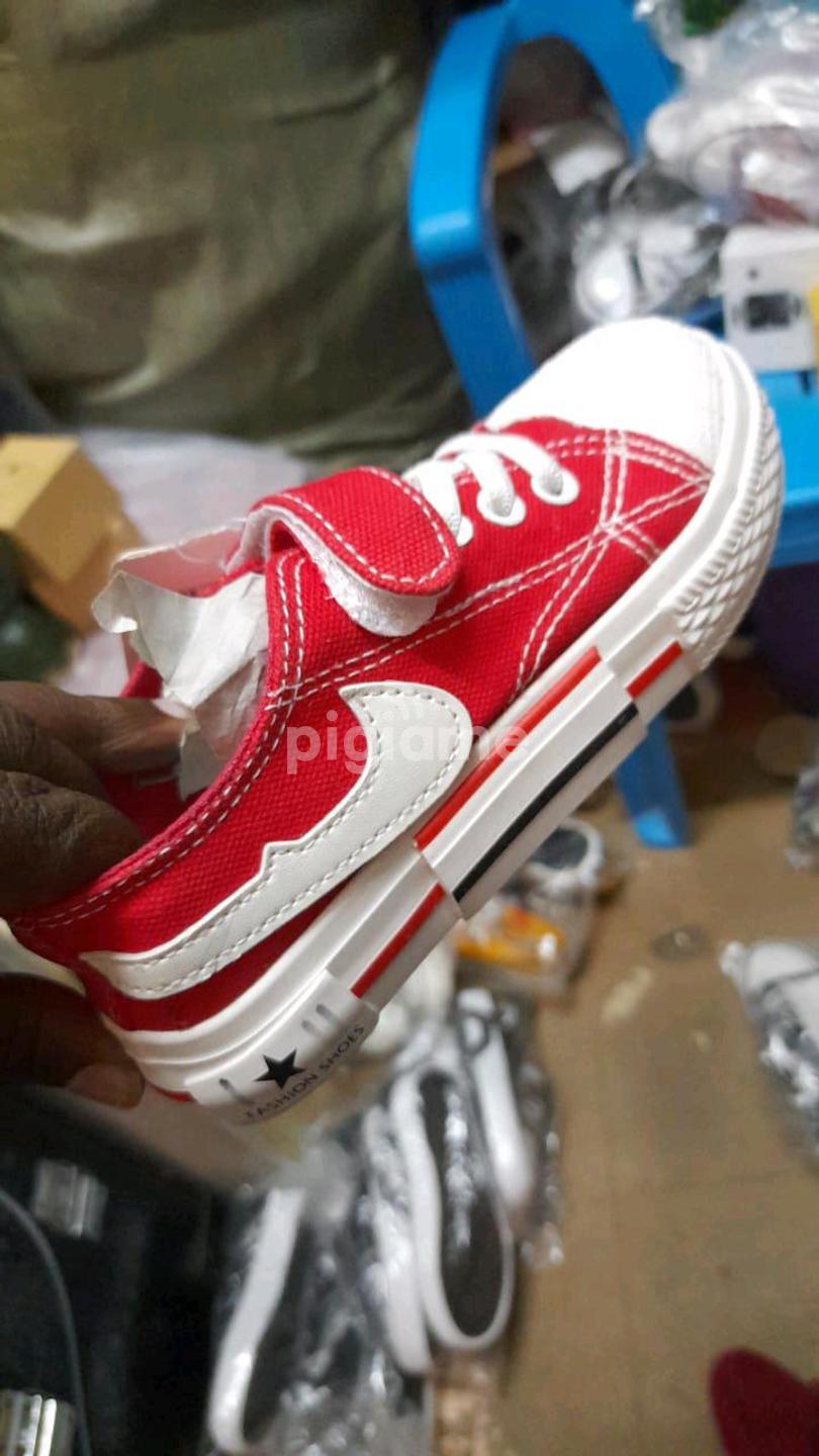 Kasut store converse kids